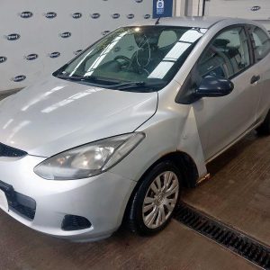 2010 MAZDA 2