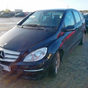 2011 MERCEDES-BENZ B
