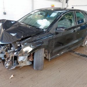 2017 VOLKSWAGEN POLO