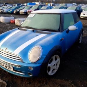 MINI HATCHBACK