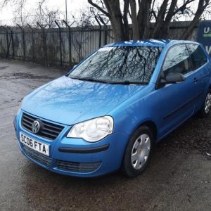VOLKSWAGEN POLO