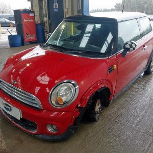 MINI HATCHBACK