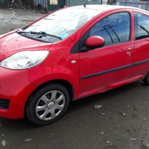 PEUGEOT 107