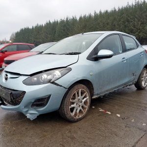 MAZDA 2