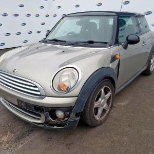 MINI HATCHBACK