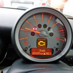 MINI HATCHBACK