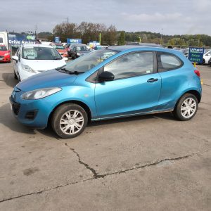MAZDA 2