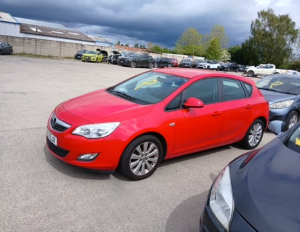 VAUXHALL ASTRA