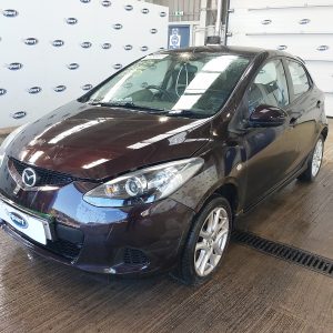 MAZDA 2