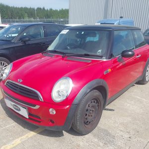 MINI HATCHBACK