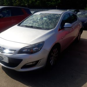 VAUXHALL ASTRA
