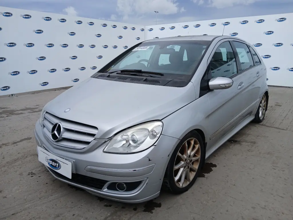 MERCEDES BENZ B
