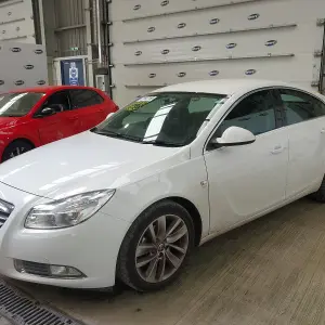 VAUXHALL INSIGNIA