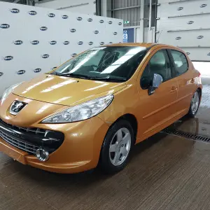 PEUGEOT 207