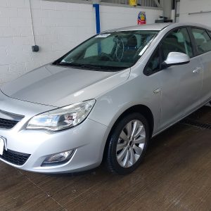 VAUXHALL ASTRA