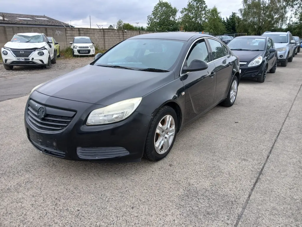 VAUXHALL INSIGNIA