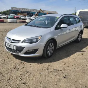 VAUXHALL ASTRA