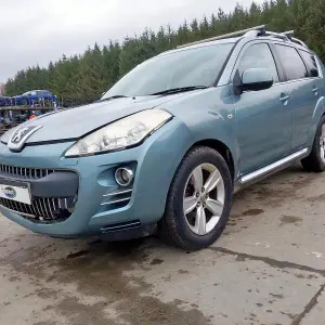 PEUGEOT 4007