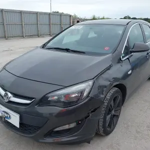 VAUXHALL ASTRA