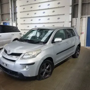 TOYOTA URBAN