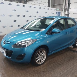 MAZDA 2
