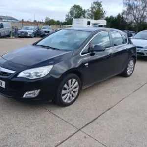 VAUXHALL ASTRA