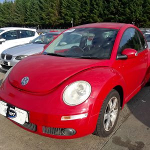 VOLKSWAGEN BEETLE