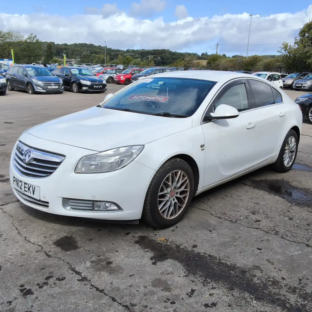 VAUXHALL INSIGNIA