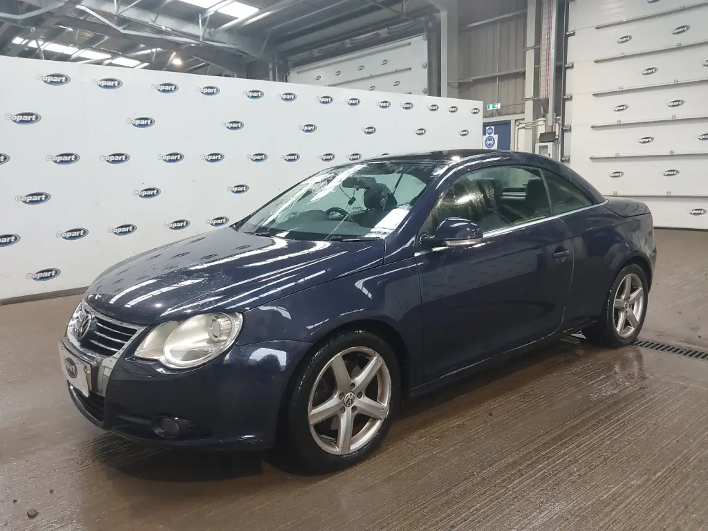 VOLKSWAGEN EOS