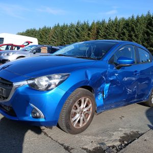 MAZDA 2