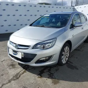 VAUXHALL ASTRA