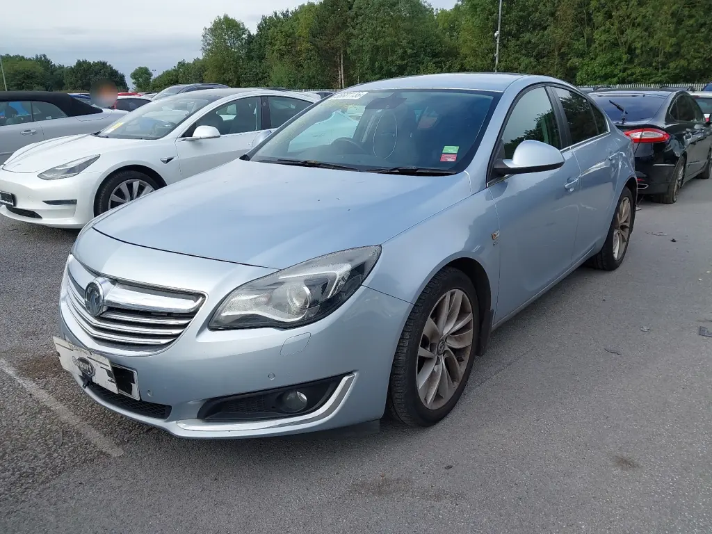 VAUXHALL INSIGNIA