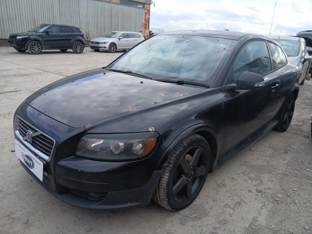 VOLVO C30