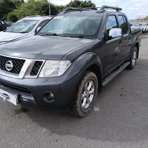NISSAN NAVARA