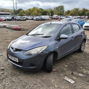 MAZDA 2