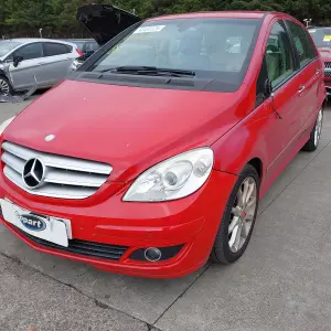 MERCEDES-BENZ B