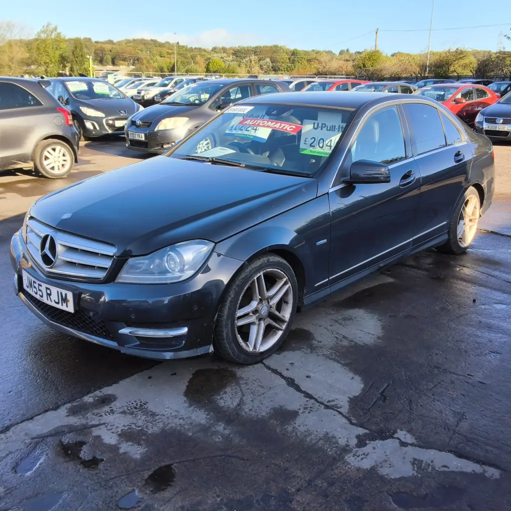 MERCEDES-BENZ C