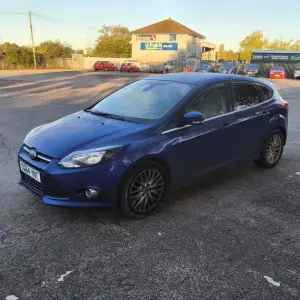 FORD FOCUS