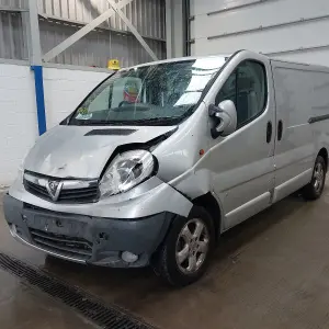VAUXHALL VIVARO