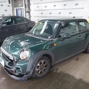 MINI HATCHBACK
