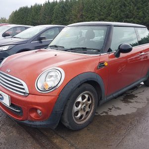 MINI HATCHBACK
