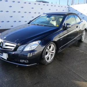 MERCEDES BENZ E