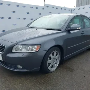 VOLVO S40