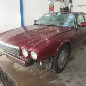 JAGUAR XJ6