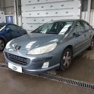 PEUGEOT 407